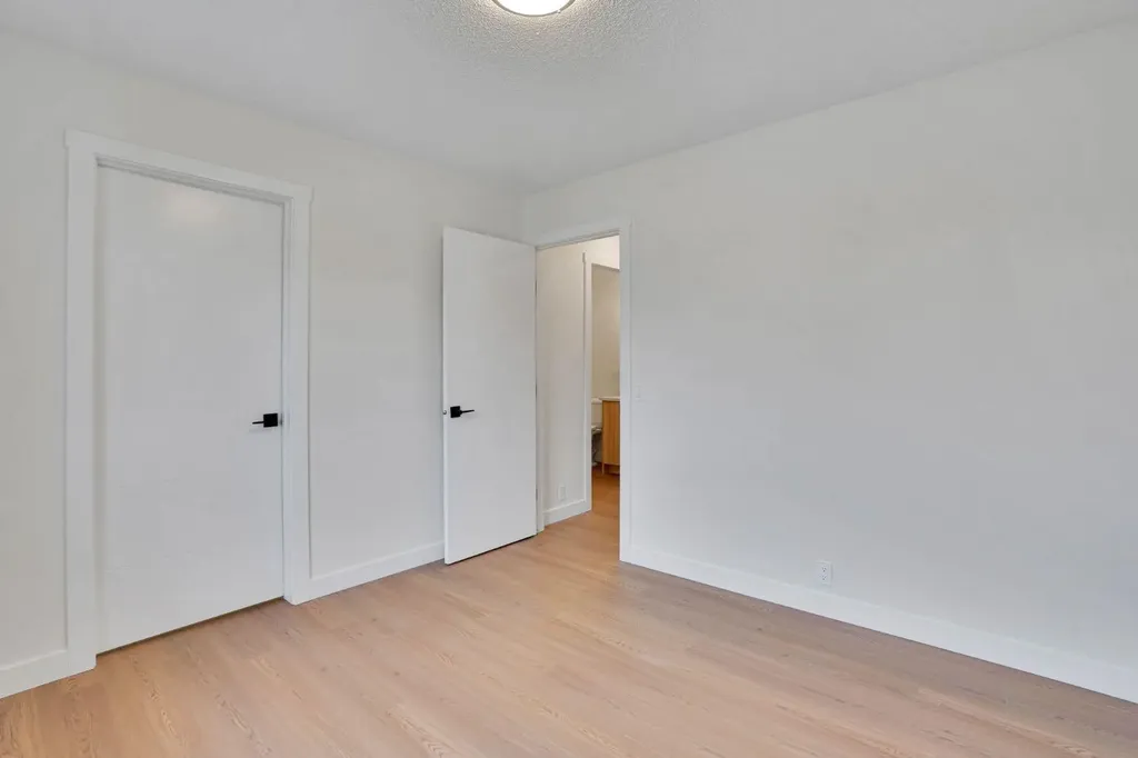 112 Martinglen Close NE Calgary AB T3J 3N1