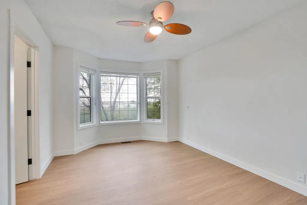 112 Martinglen Close NE Calgary AB T3J 3N1