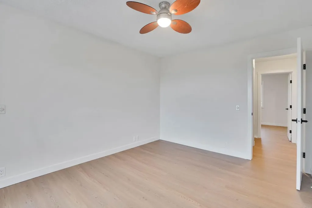 112 Martinglen Close NE Calgary AB T3J 3N1
