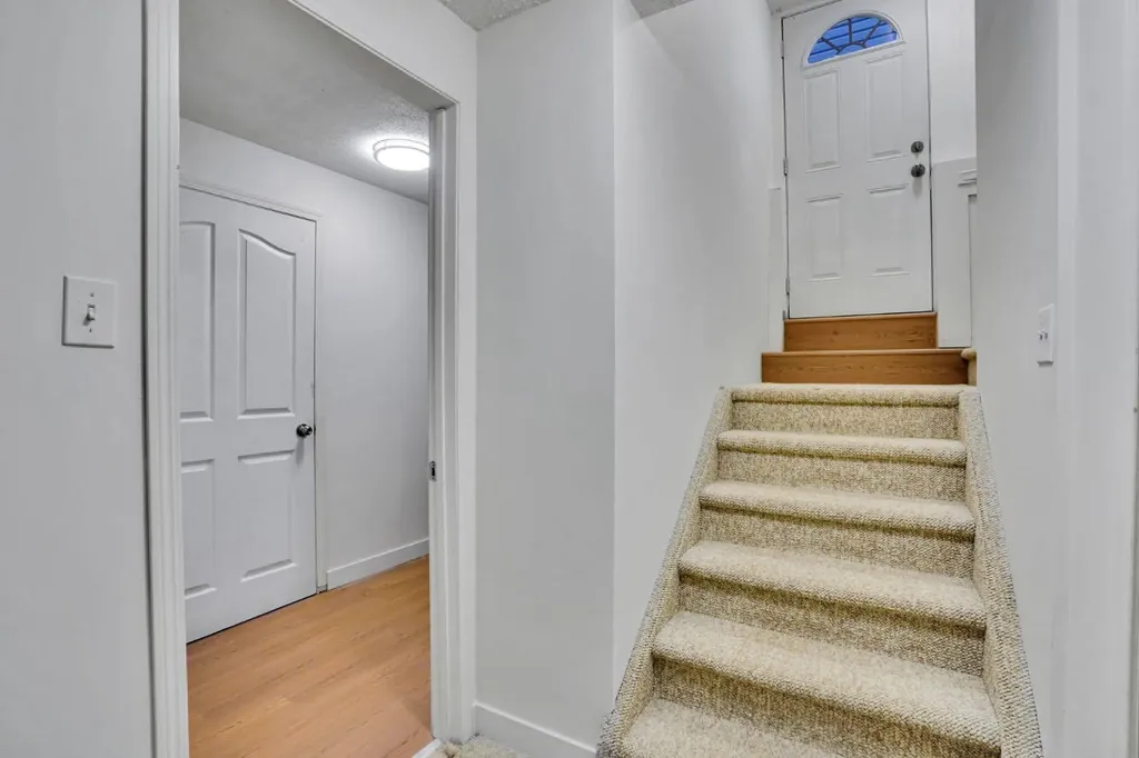 112 Martinglen Close NE Calgary AB T3J 3N1