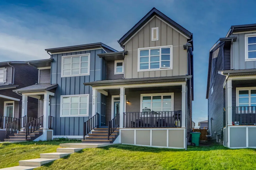 112 Langwell Common SE Airdrie AB T4A 3P4