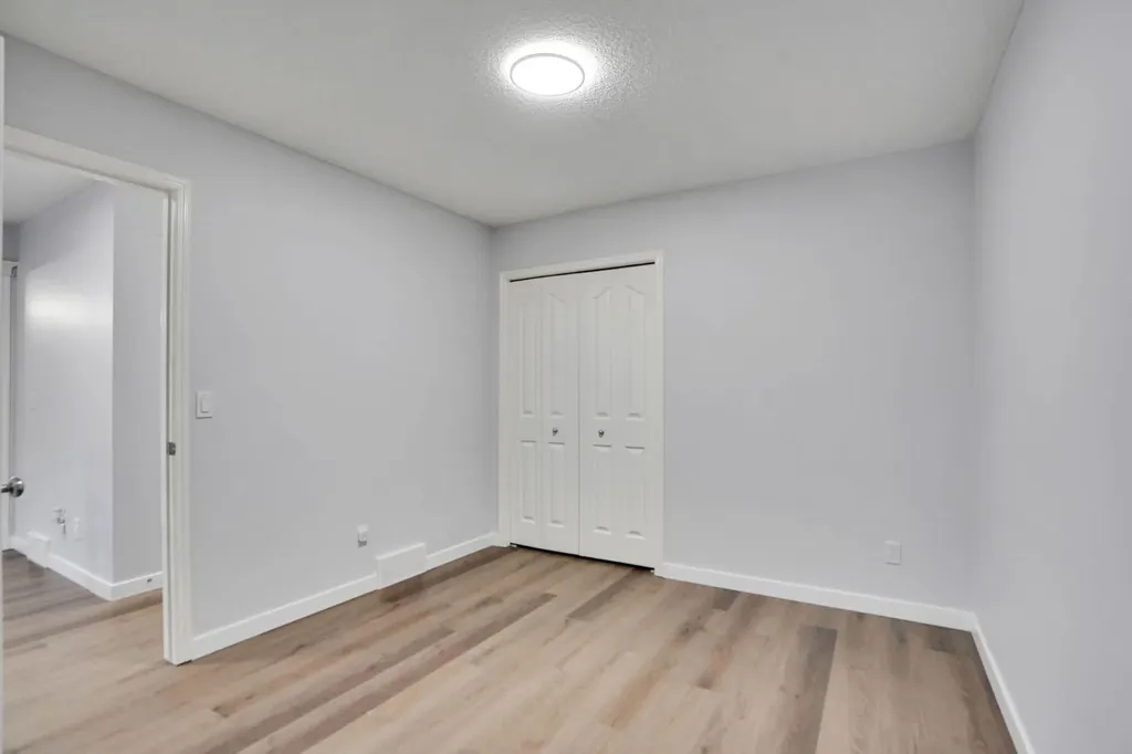 41 Millview Park SW Calgary AB T2Y 3Y3
