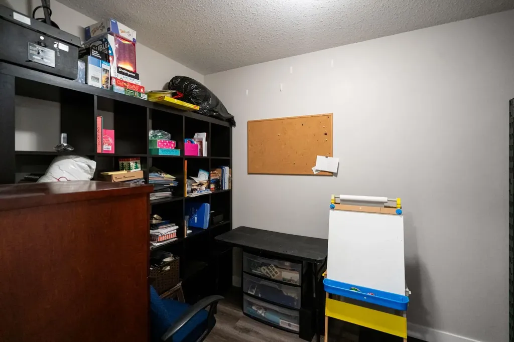 2304 62 Street Camrose AB T4V5J8