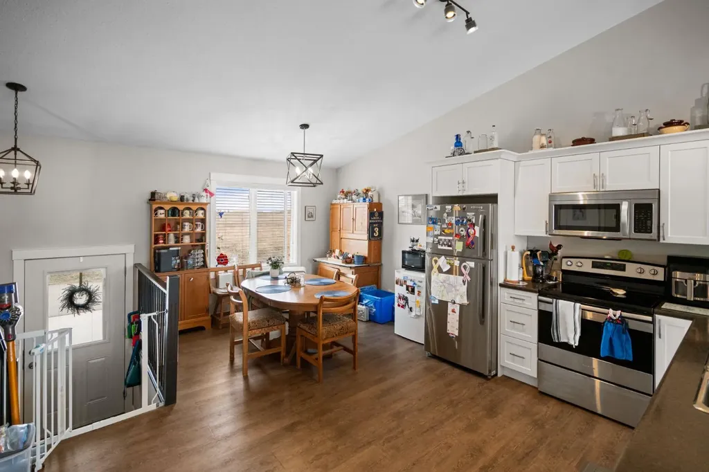 2304 62 Street Camrose AB T4V5J8