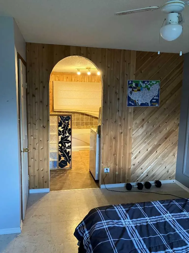 519 5 Avenue Fox Creek AB T0H 1P0