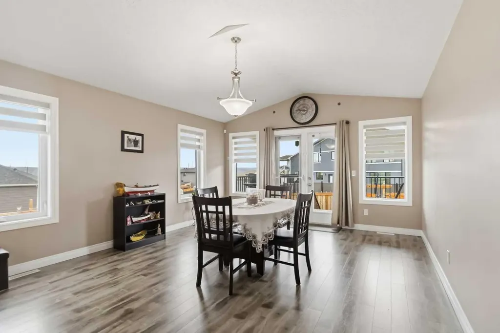 445 Beacon Hill Drive Fort Mcmurray AB T9H 2R7