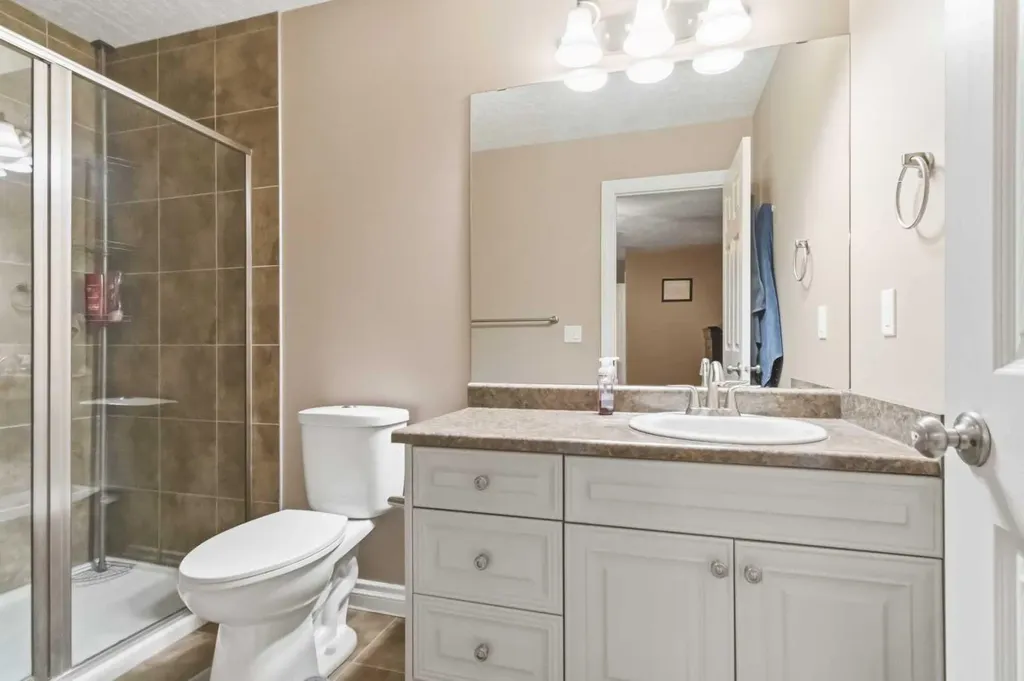 445 Beacon Hill Drive Fort Mcmurray AB T9H 2R7