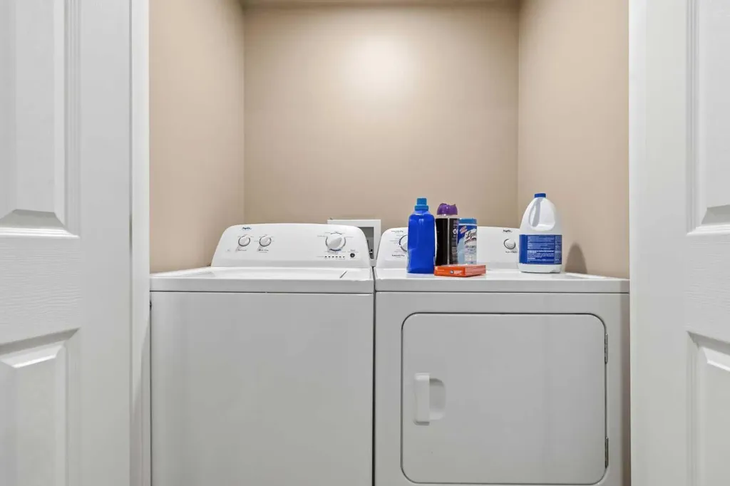 445 Beacon Hill Drive Fort Mcmurray AB T9H 2R7