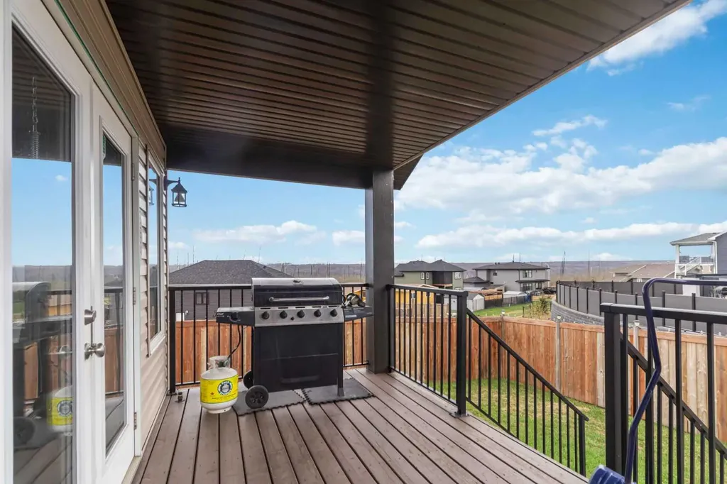 445 Beacon Hill Drive Fort Mcmurray AB T9H 2R7