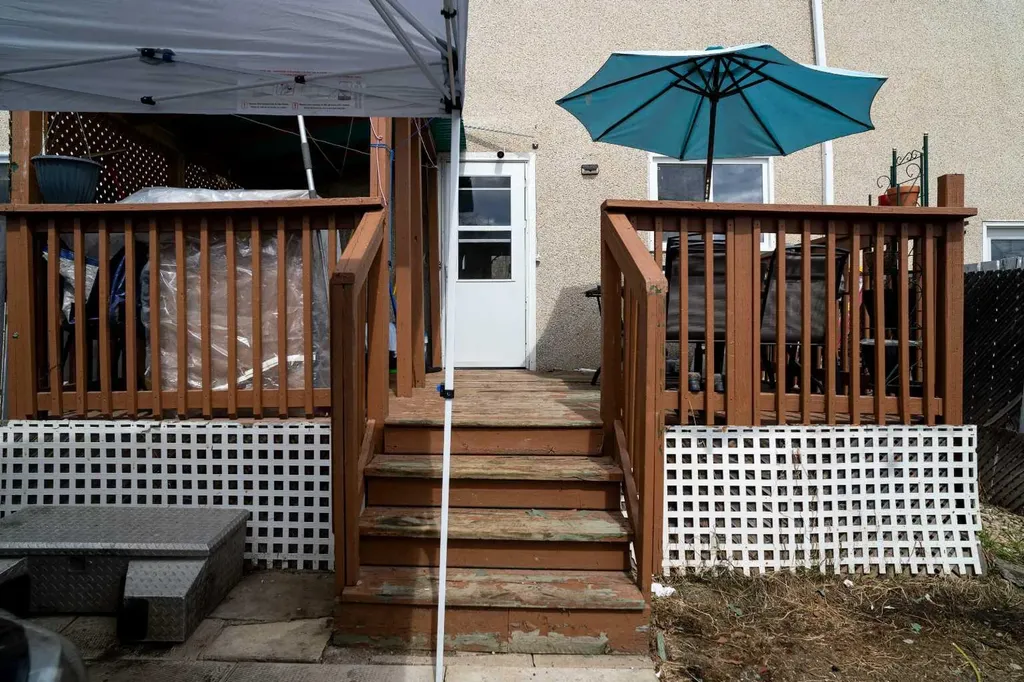 117 Ross Street Fort Mcmurray AB T9K 1B3