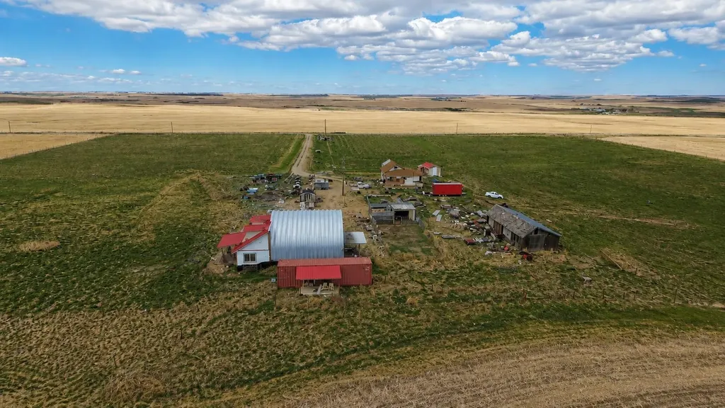171031 Range Road 234 Rural Vulcan County AB T0L 1L0