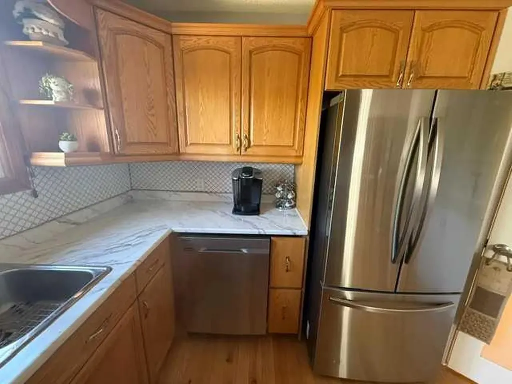 430 3 Avenue E Drumheller AB T0J 0Y4