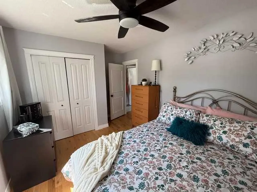 430 3 Avenue E Drumheller AB T0J 0Y4