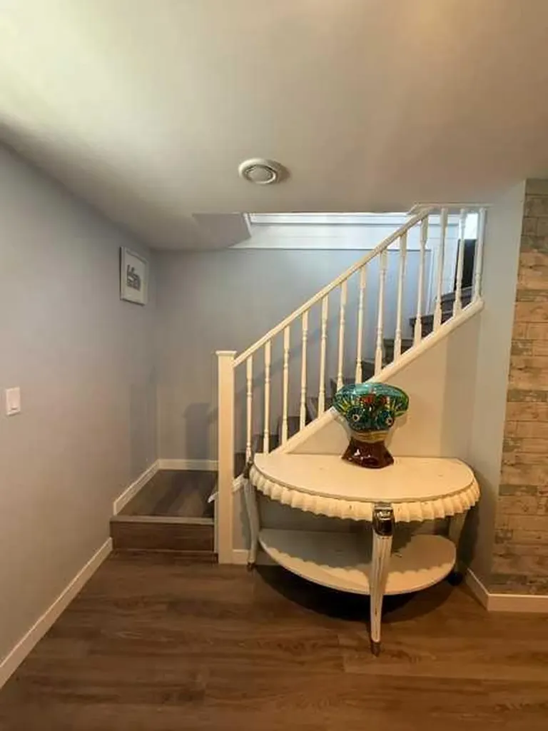430 3 Avenue E Drumheller AB T0J 0Y4