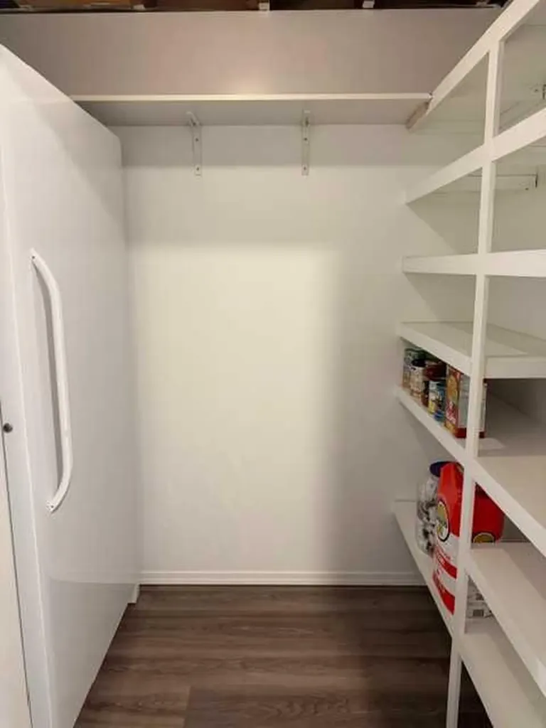 430 3 Avenue E Drumheller AB T0J 0Y4