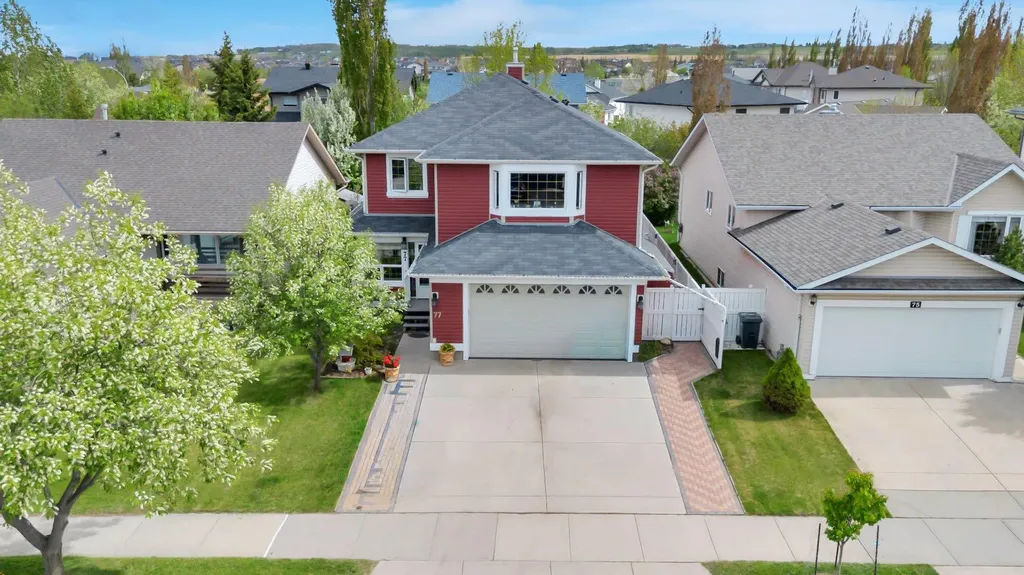77 Cimarron Drive Okotoks AB T1S 1S6