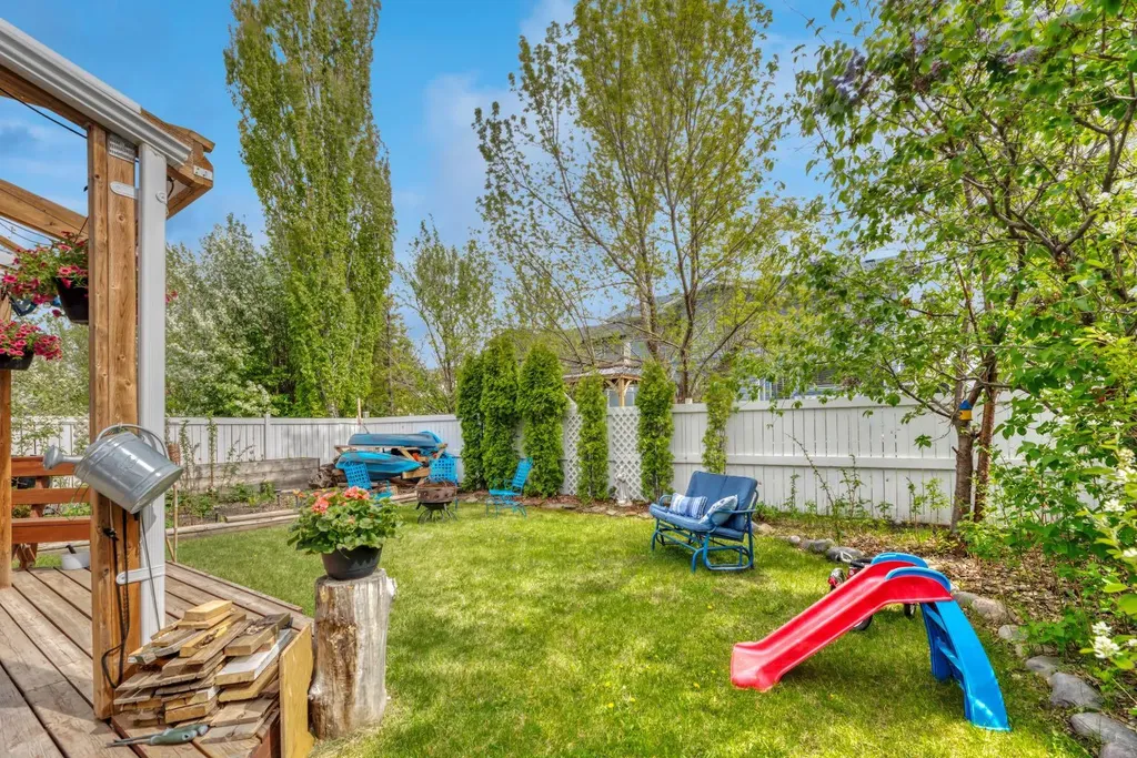77 Cimarron Drive Okotoks AB T1S 1S6