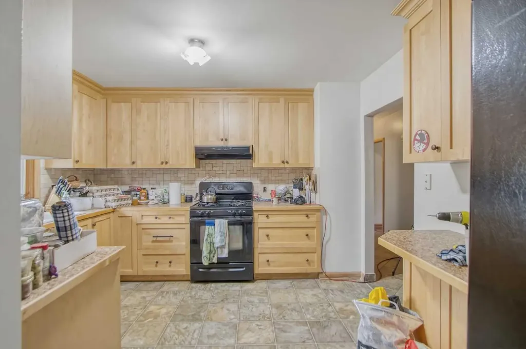 2026 - 27 Street SE Calgary AB T2B 0P7