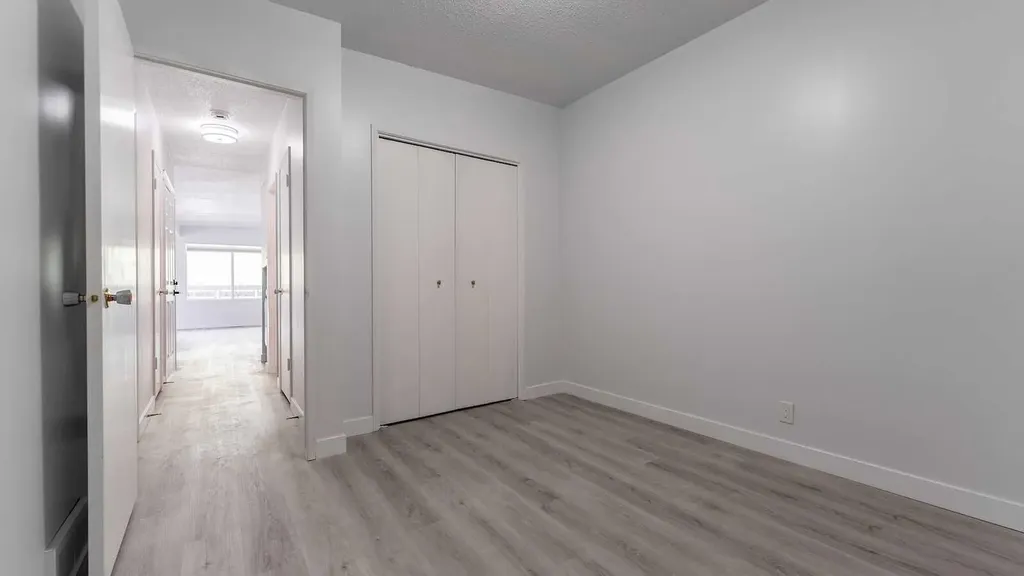 5407 Dalrymple Crescent NW Calgary AB T3A 1R2