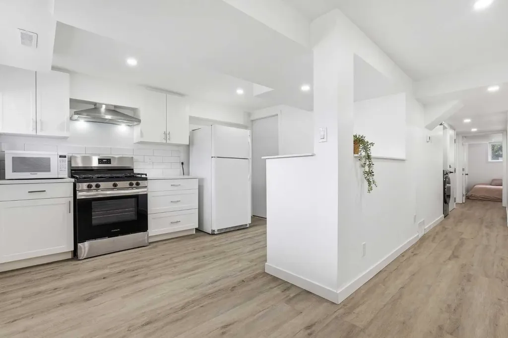 5407 Dalrymple Crescent NW Calgary AB T3A 1R2