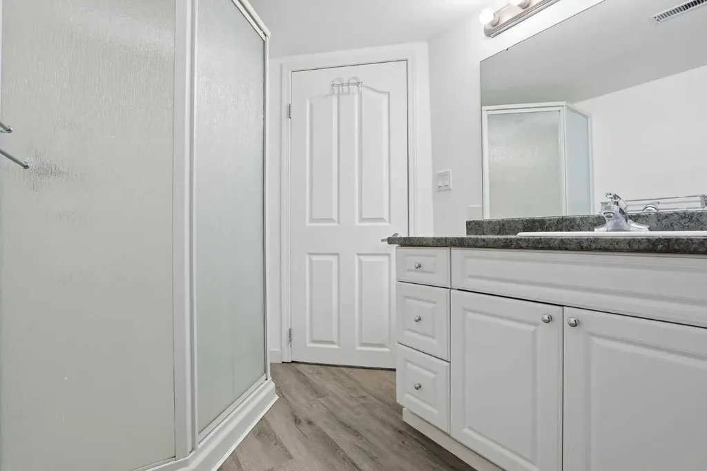 5407 Dalrymple Crescent NW Calgary AB T3A 1R2