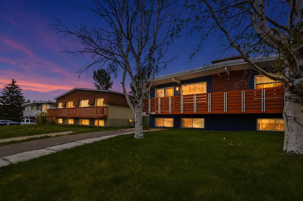 5407 Dalrymple Crescent NW Calgary AB T3A 1R2