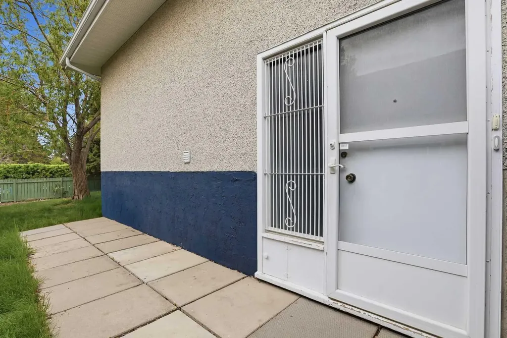 5407 Dalrymple Crescent NW Calgary AB T3A 1R2