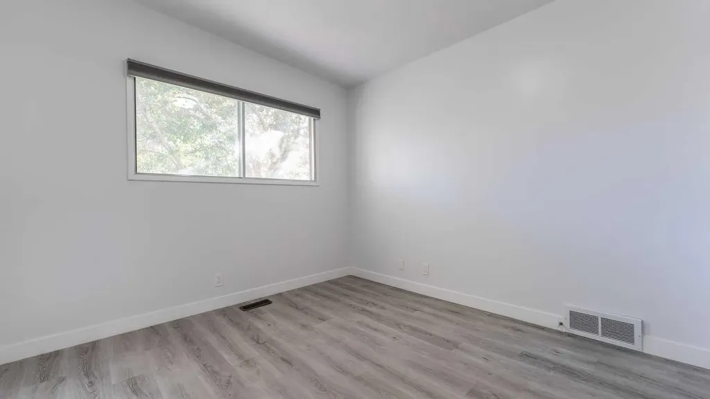 5407 Dalrymple Crescent NW Calgary AB T3A 1R2