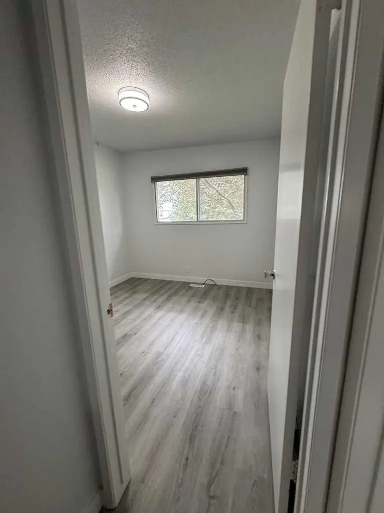 5407 Dalrymple Crescent NW Calgary AB T3A 1R2