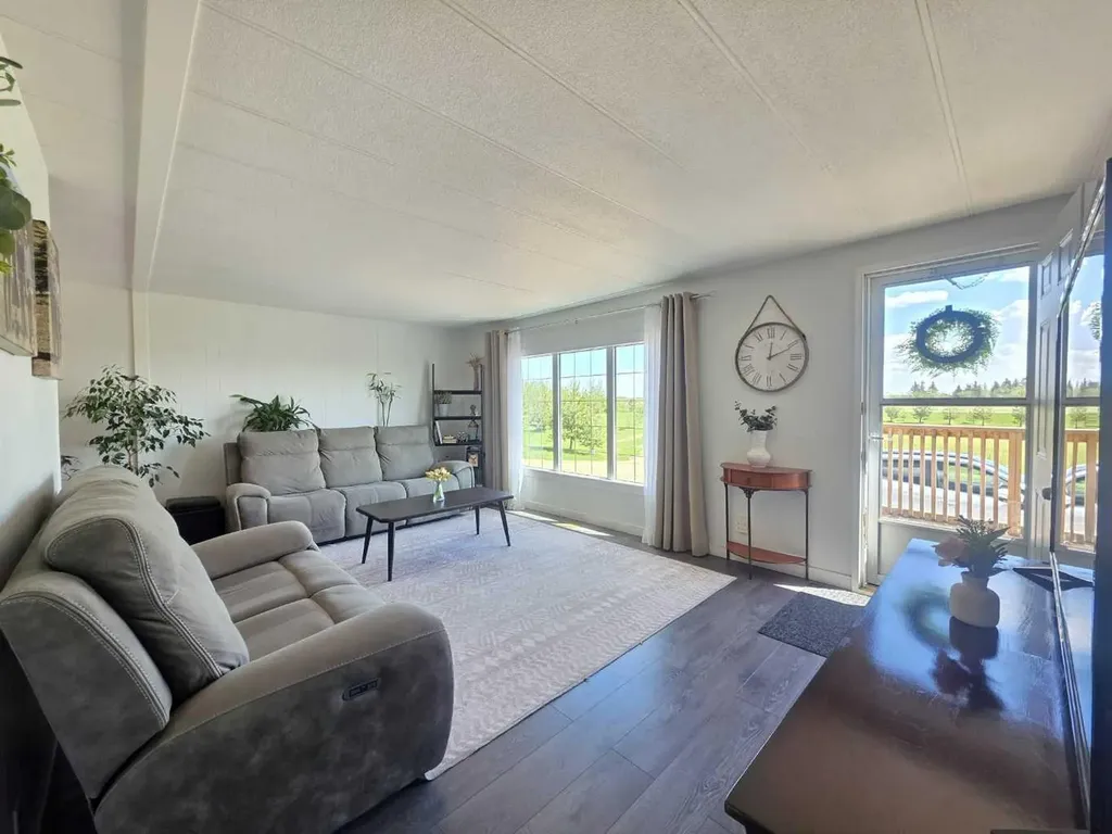 454004 Range Road 65 Rural Wainwright No. 61 M.d. Of AB T9W 0B8