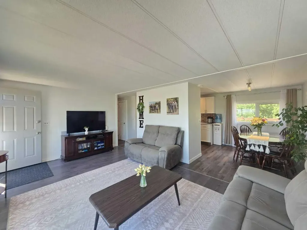 454004 Range Road 65 Rural Wainwright No. 61 M.d. Of AB T9W 0B8