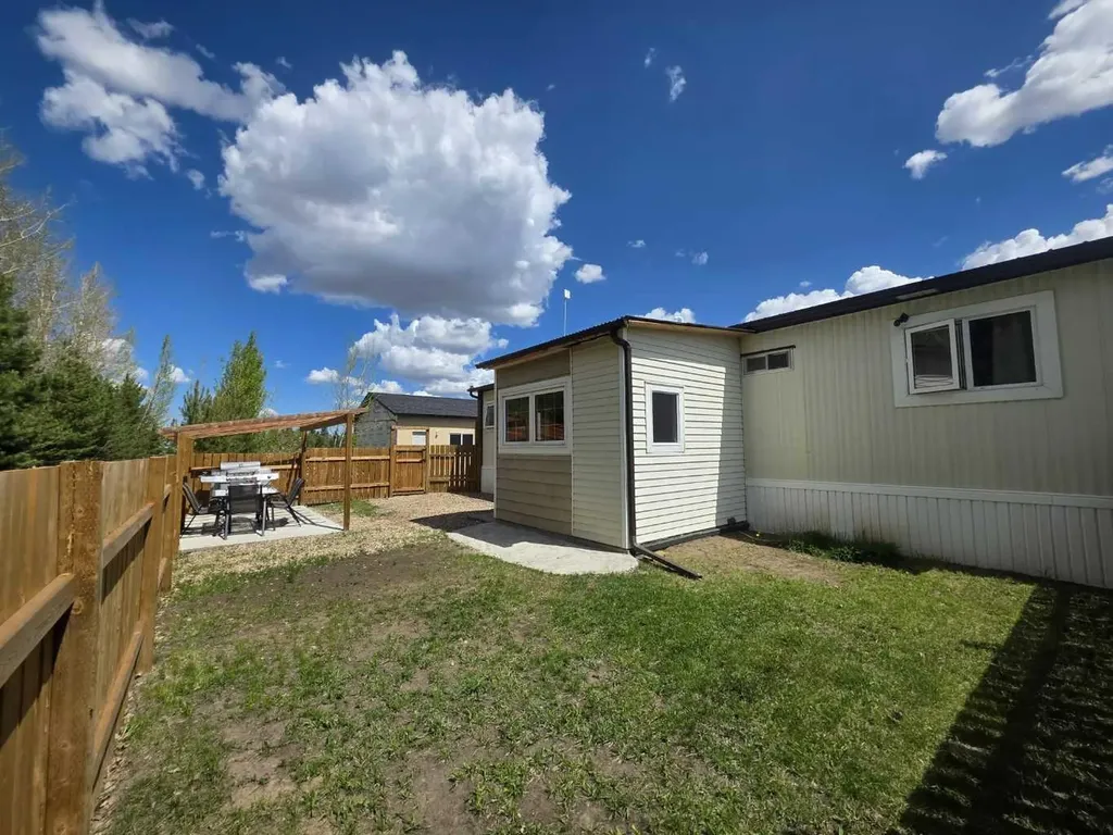 454004 Range Road 65 Rural Wainwright No. 61 M.d. Of AB T9W 0B8