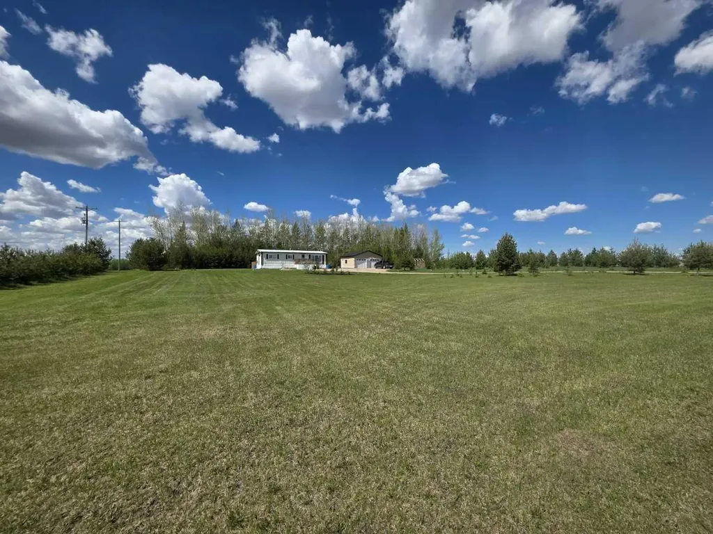 454004 Range Road 65 Rural Wainwright No. 61 M.d. Of AB T9W 0B8