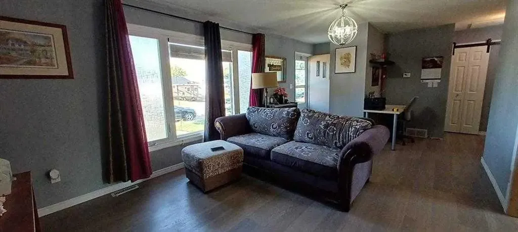 4710 Imperial Avenue Coronation AB T0C 1C0