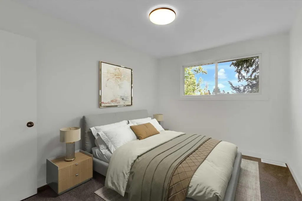 524 Killarney Glen Court SW Calgary AB T3E 7H4