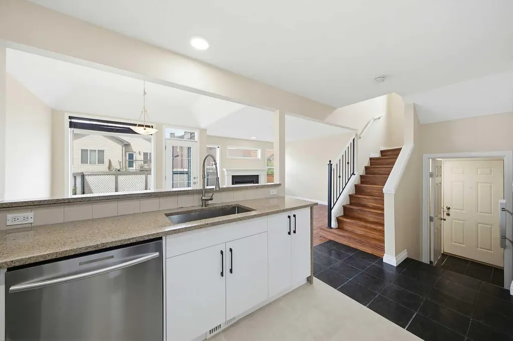 133 Saddlecrest Green NE Calgary AB T3J 5N6