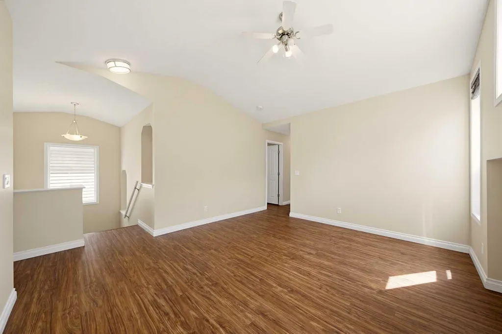133 Saddlecrest Green NE Calgary AB T3J 5N6