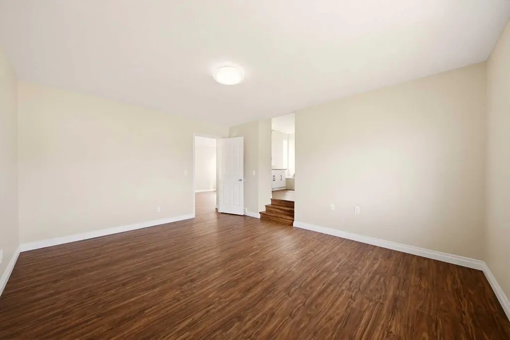 133 Saddlecrest Green NE Calgary AB T3J 5N6