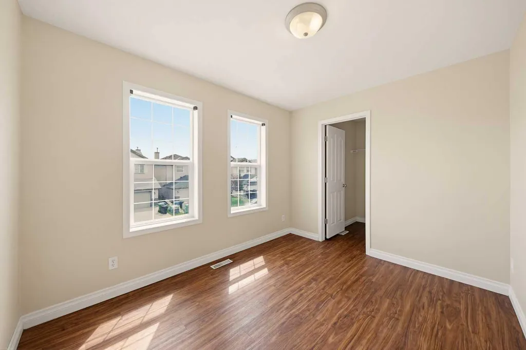 133 Saddlecrest Green NE Calgary AB T3J 5N6