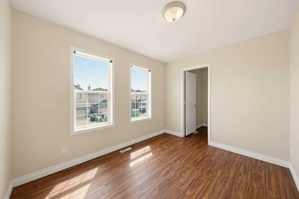 133 Saddlecrest Green NE Calgary AB T3J 5N6