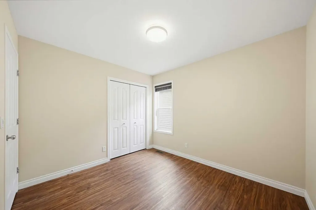 133 Saddlecrest Green NE Calgary AB T3J 5N6