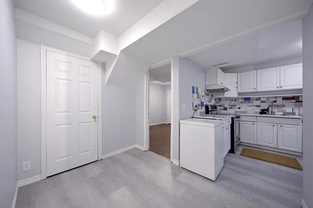 133 Saddlecrest Green NE Calgary AB T3J 5N6