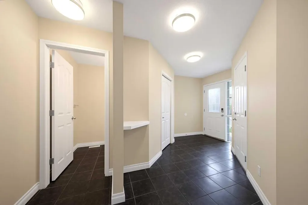 133 Saddlecrest Green NE Calgary AB T3J 5N6