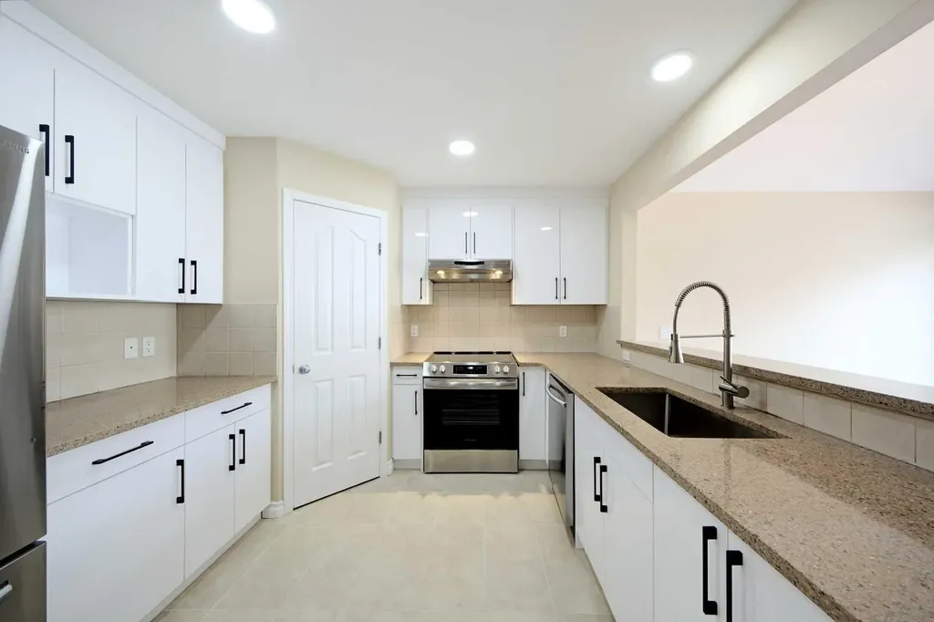 133 Saddlecrest Green NE Calgary AB T3J 5N6