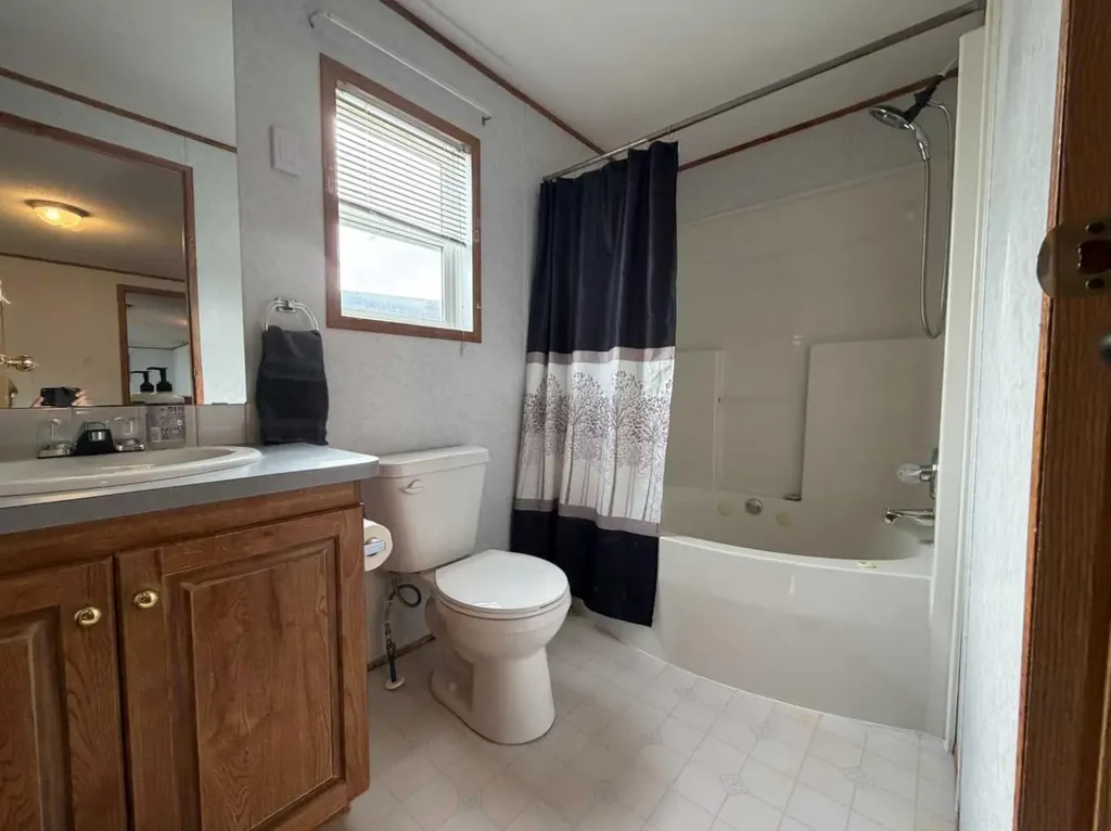 4612 59 Street Rocky Mountain House AB T4T 1N9