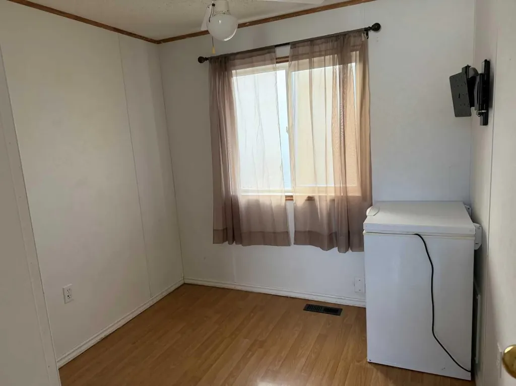 4612 59 Street Rocky Mountain House AB T4T 1N9