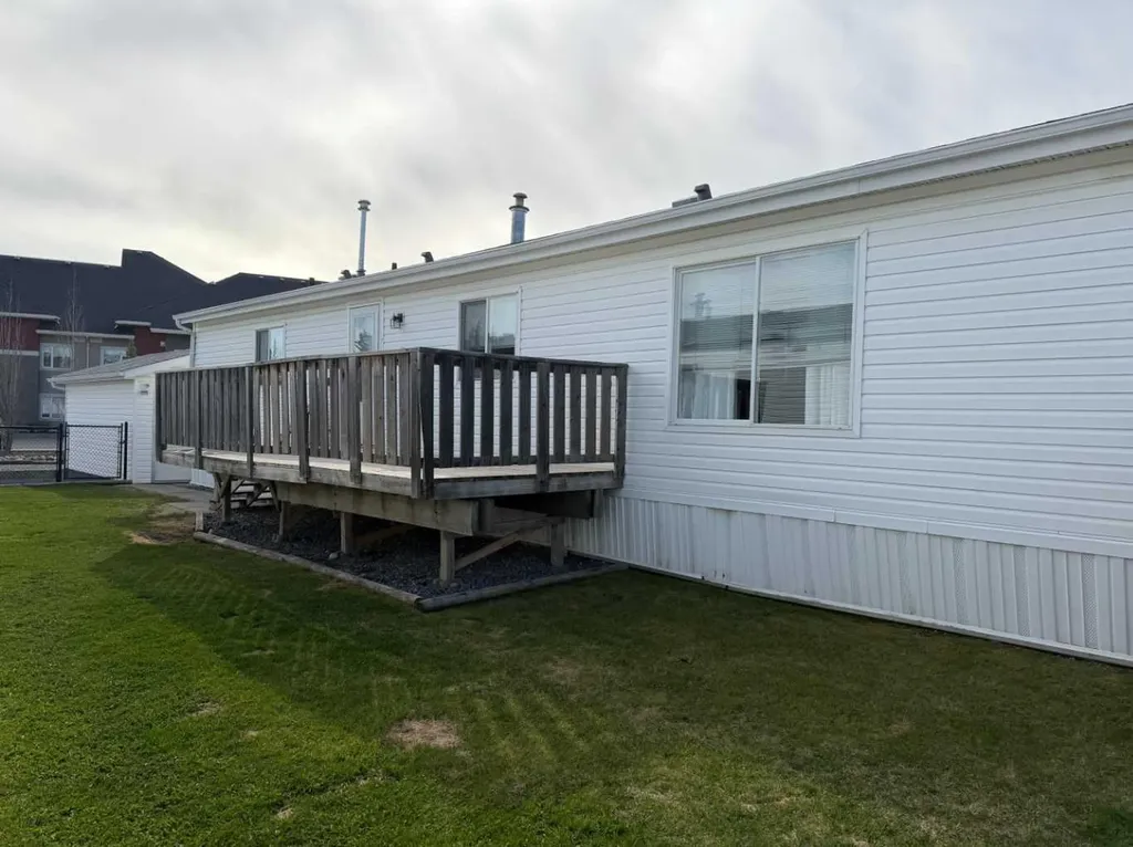 4612 59 Street Rocky Mountain House AB T4T 1N9