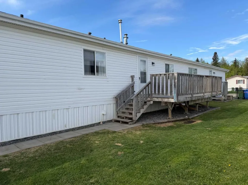 4612 59 Street Rocky Mountain House AB T4T 1N9