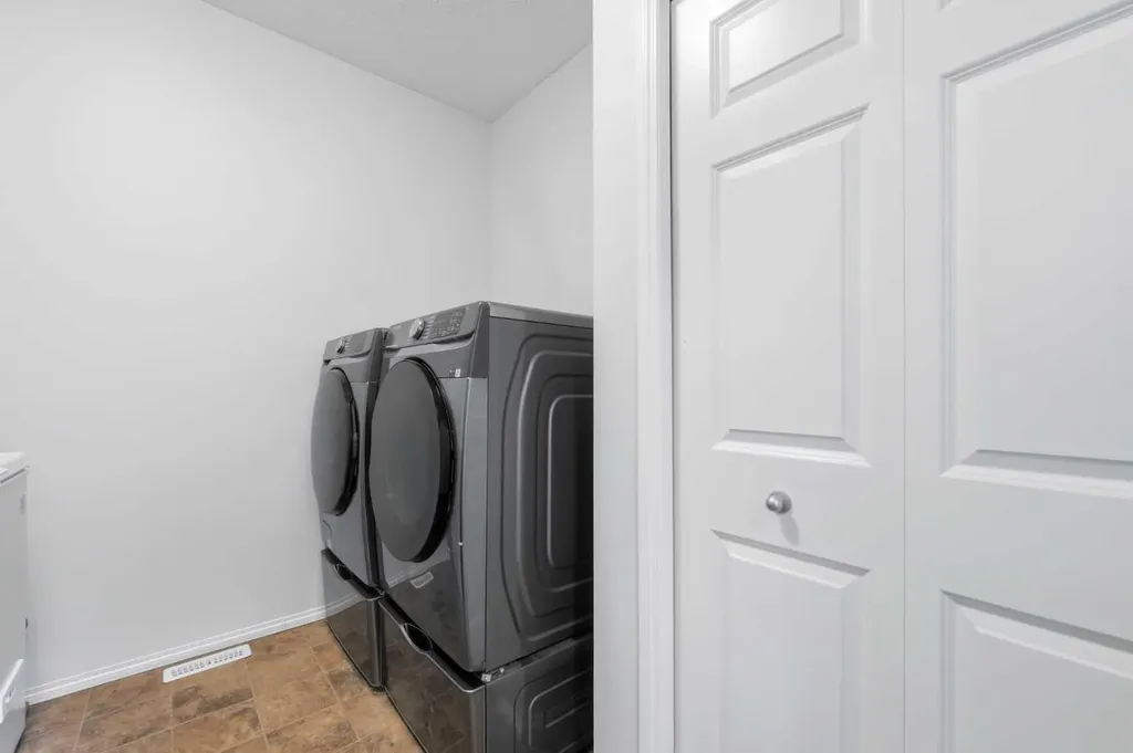 142 Bridlerange Place SW Calgary AB T2Y 0K8