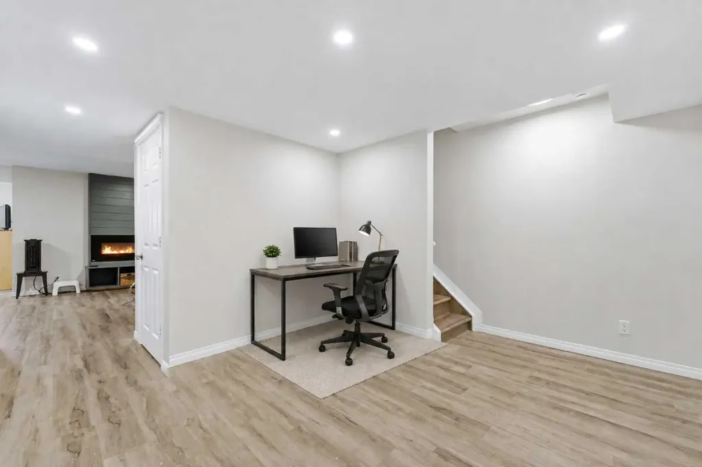 142 Bridlerange Place SW Calgary AB T2Y 0K8